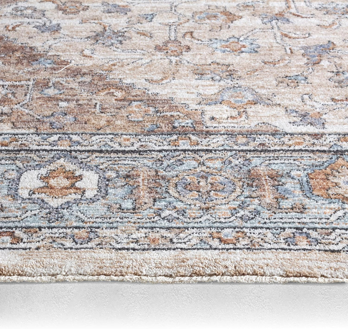 Heir LAR01 Medallion Tan and Blue Area Rug