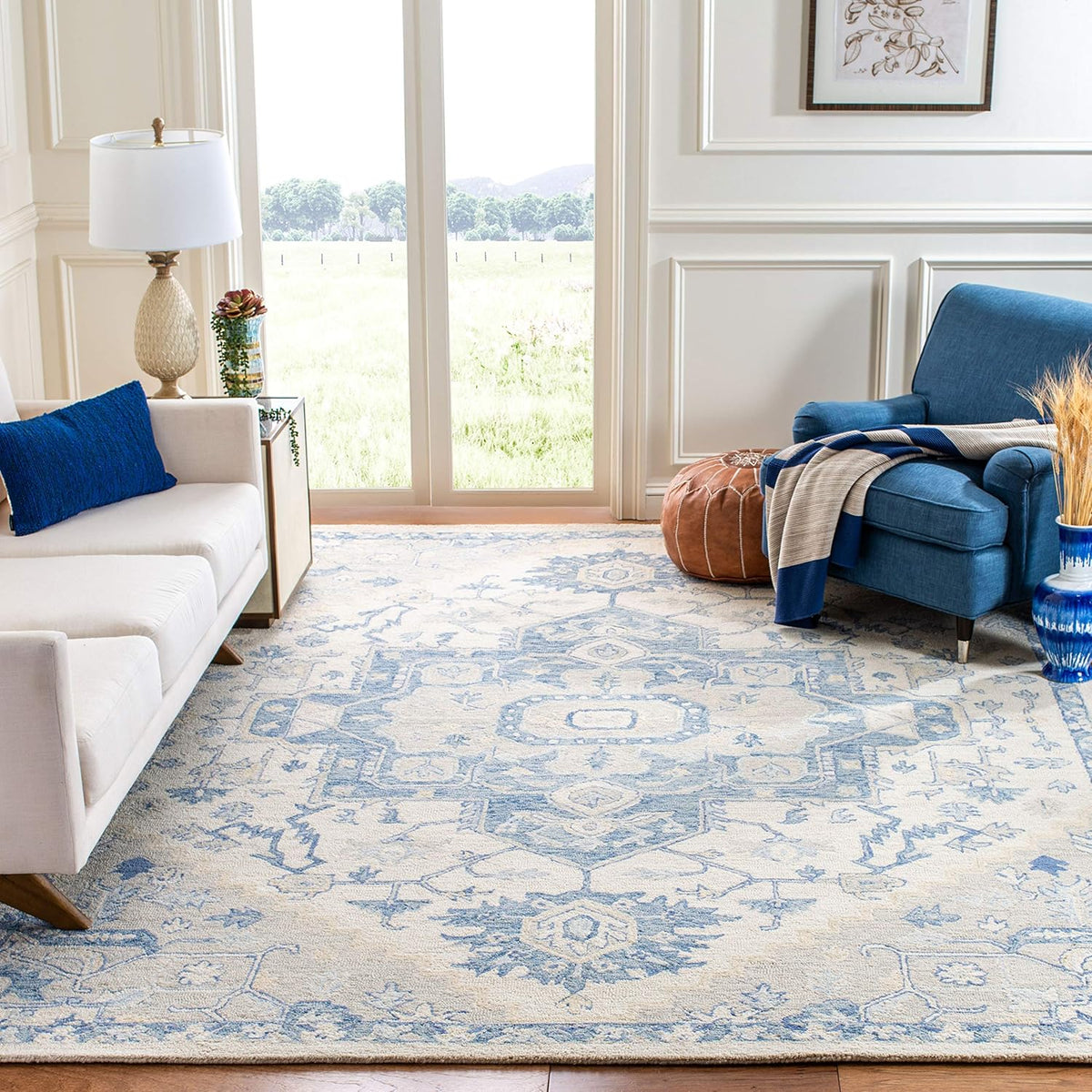 Micro-Loop IvoryBlue Handmade Shabby Chic Medallion Premium Wool Dining Area Rug