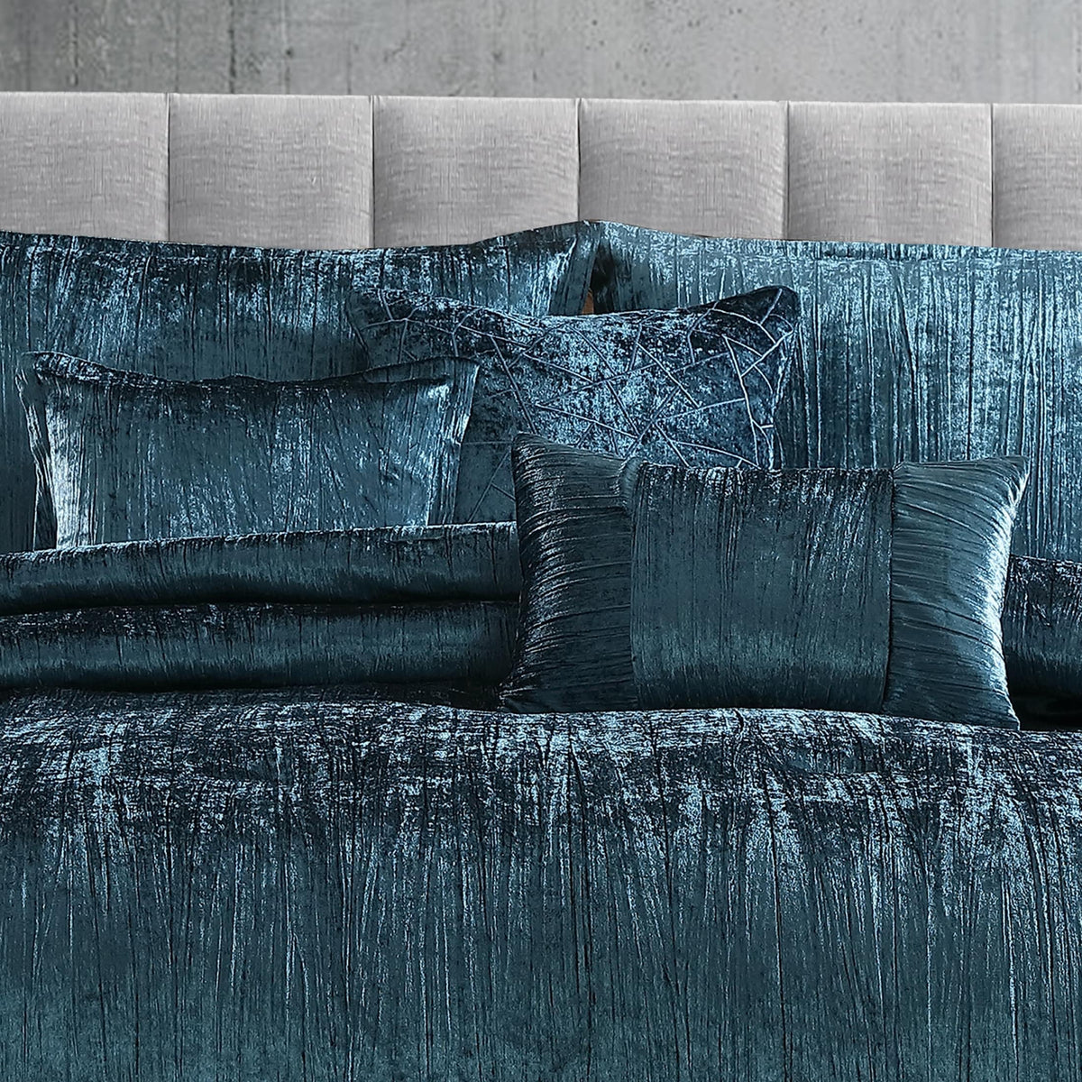 Turin Crinkle Velvet Comforter Bedding Set, Queen Size, Glam Textured Décor, Blue, 7 Pieces