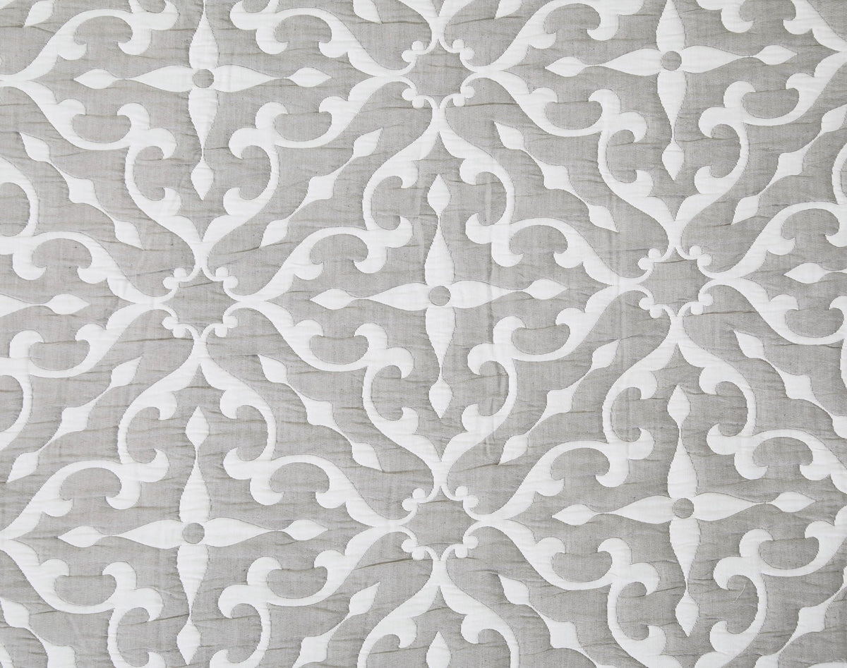 Gray & White Medallion Jacquard Reversible Bed 3 Piece Quilt Elegant 50% Cotton 50% Polyester Coverlet Bedding