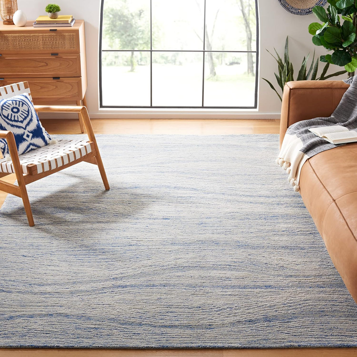 Metro Collection Area Rug, Natural & Ivory, Transitional Design, Ideal for High Traffic Areas in Living