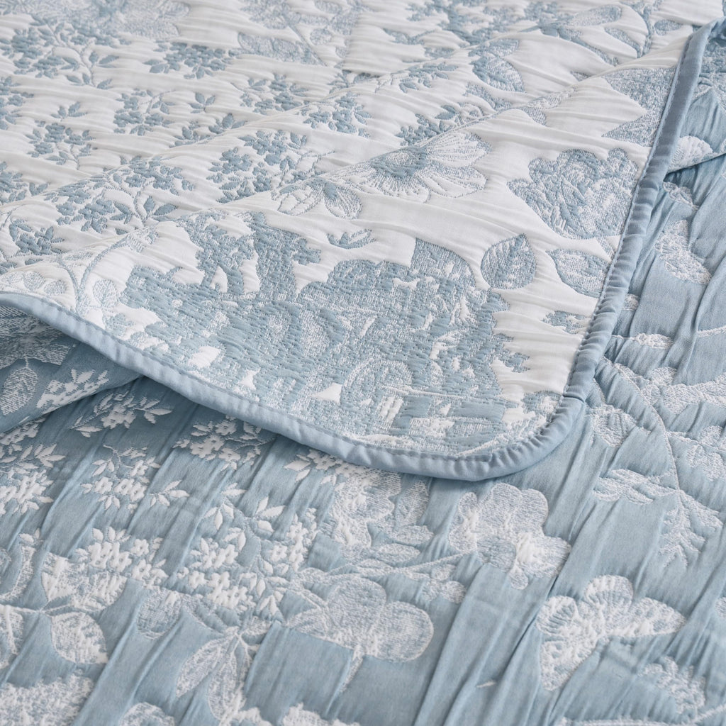 Patchwork Toile Collection Coverlet Set, 3-Piece, Blue