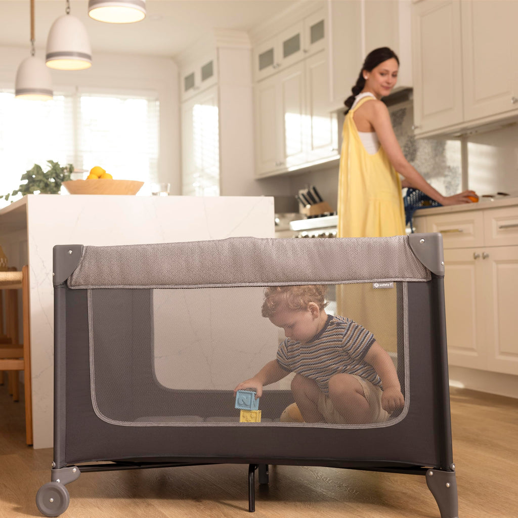 4-in-1 Portable Play Yard with Bassinet, Portable Bassinet, and Flip-Away Changer, Gray