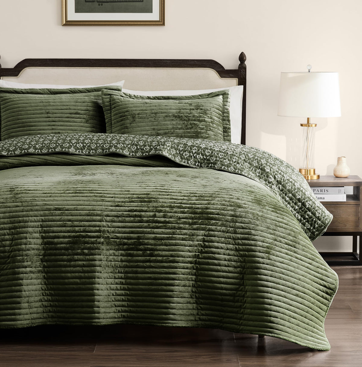 Green Velvet Quilt Set - Striped Soft Lightweight Bedspread