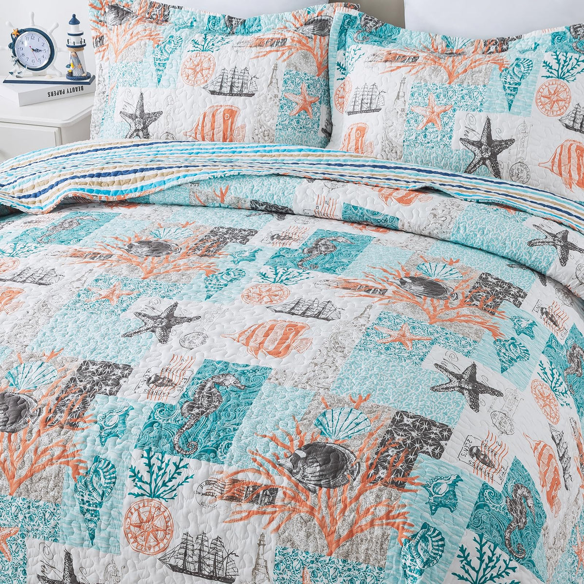 Coastal Quilt Summer Quilt, Ultra Soft & Lightweight Beach Quilt Bedding Set, Seaside Collection Bedspread