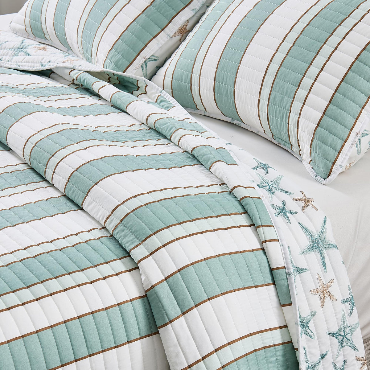 Coastal Quilt Set - 3-Piece Size Striped Bedding Set - Lightweight, All-Season, Reversible