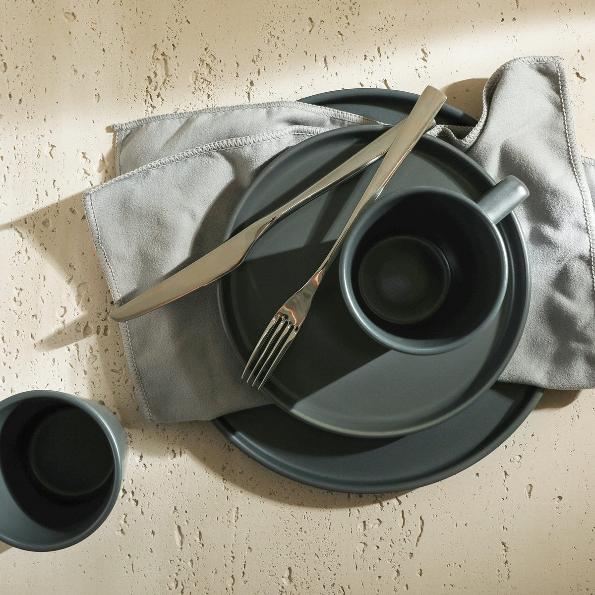 Lain Coupe Stoneware Dinnerware Set, Service for 4, Gray Matte
