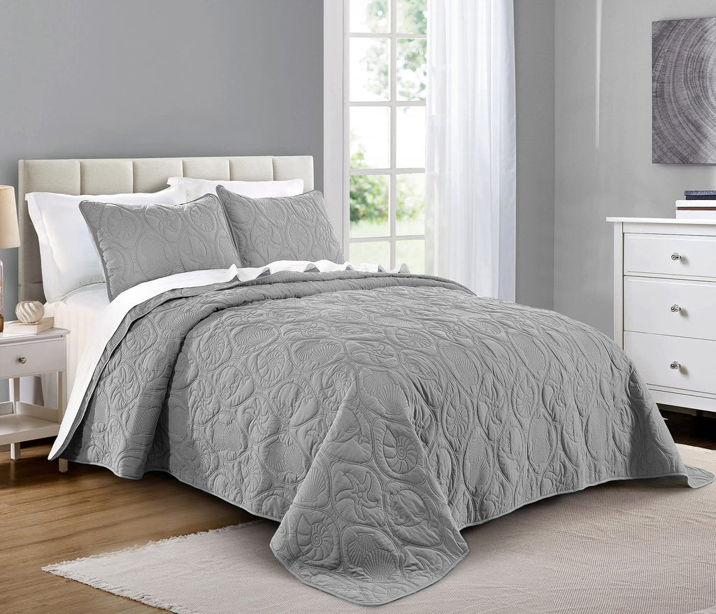 Quilt Set Size Light Grey - Oversized Bedspread, Soft Microfiber Coverlet for All Season - Includes 1