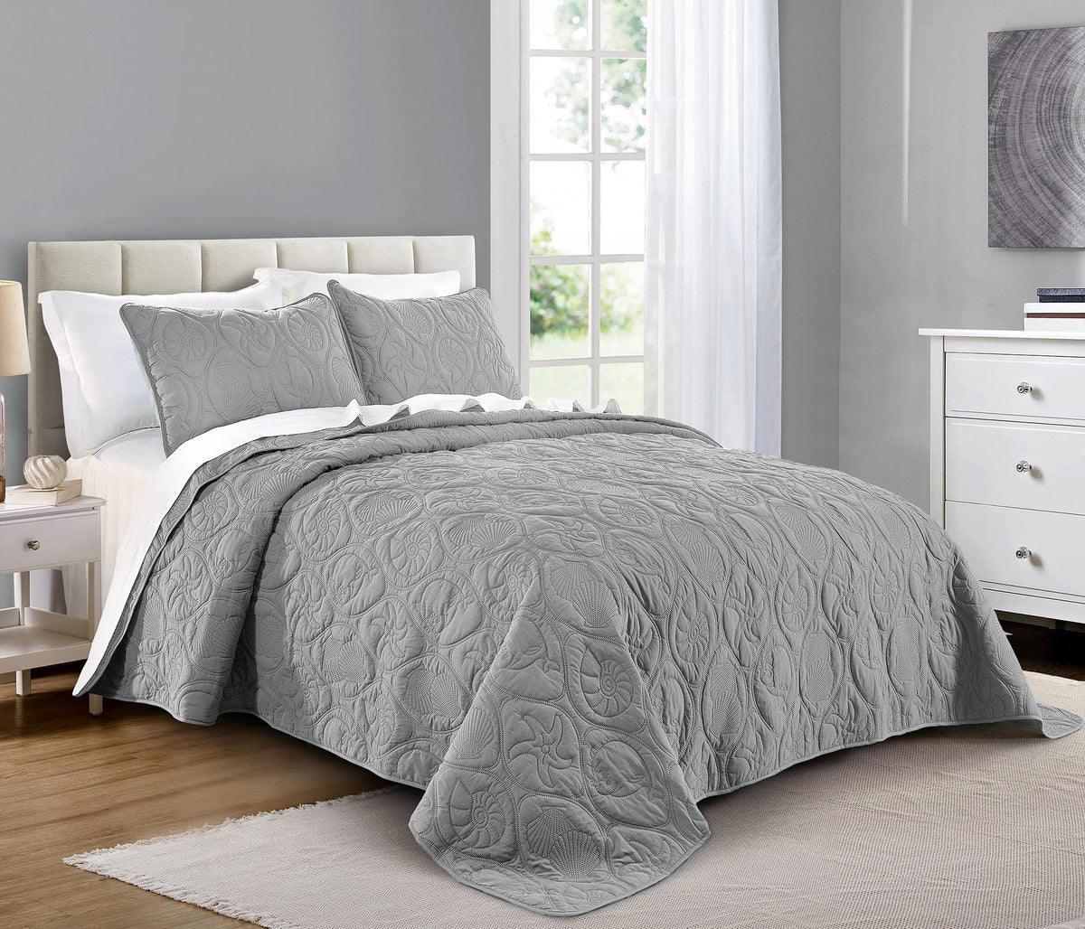Quilt Set Size Light Grey - Oversized Bedspread, Soft Microfiber Coverlet for All Season - Includes 1