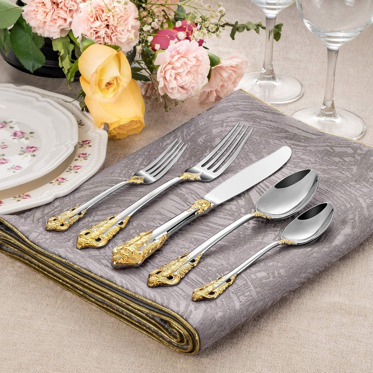 Luxury 65-Piece 18/10 Stainless Steel Flatware Set