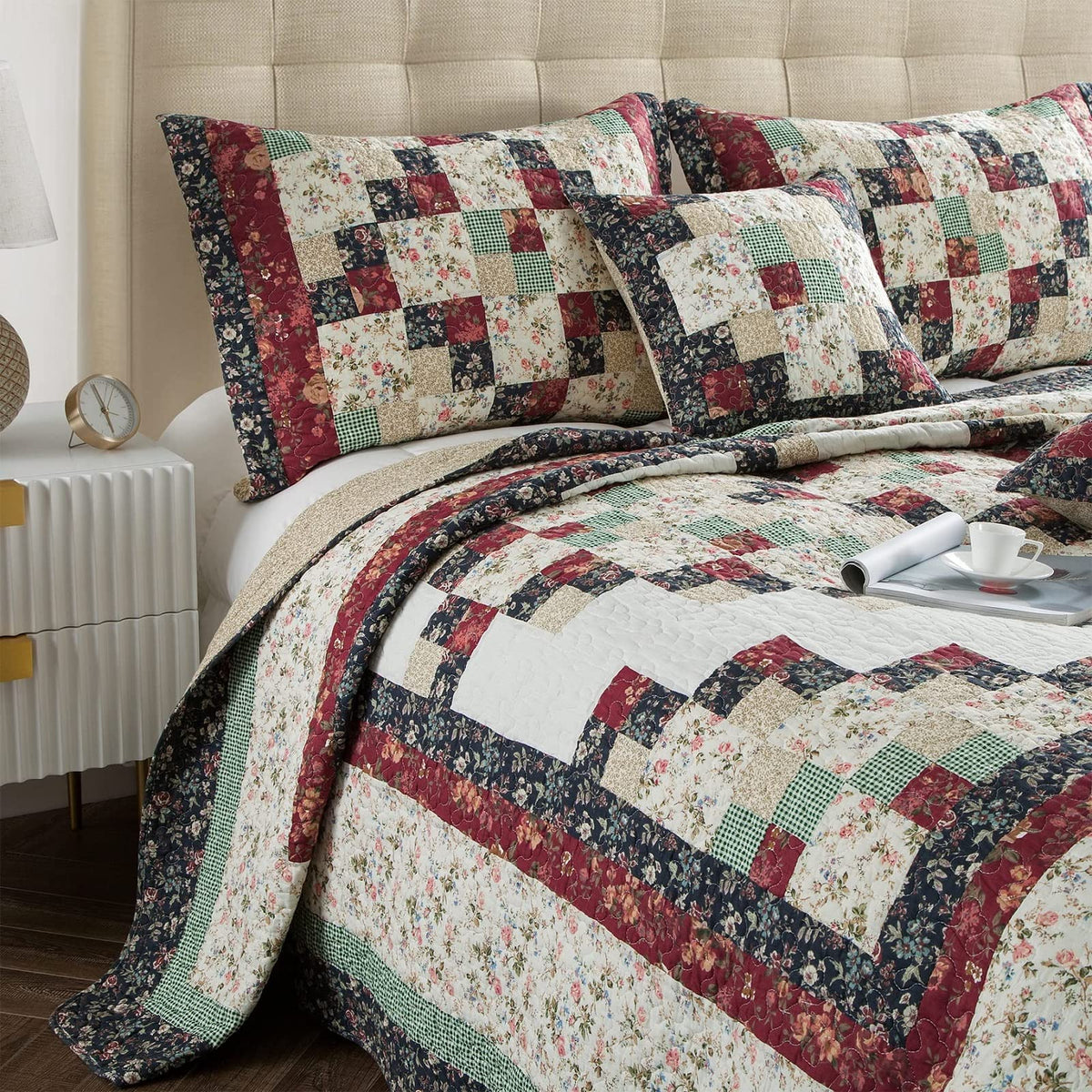 Patchwork Quilt Bedding Set 100% Cotton Farmhouse Coverlet Bedspread Soft Lightweight Comforter with