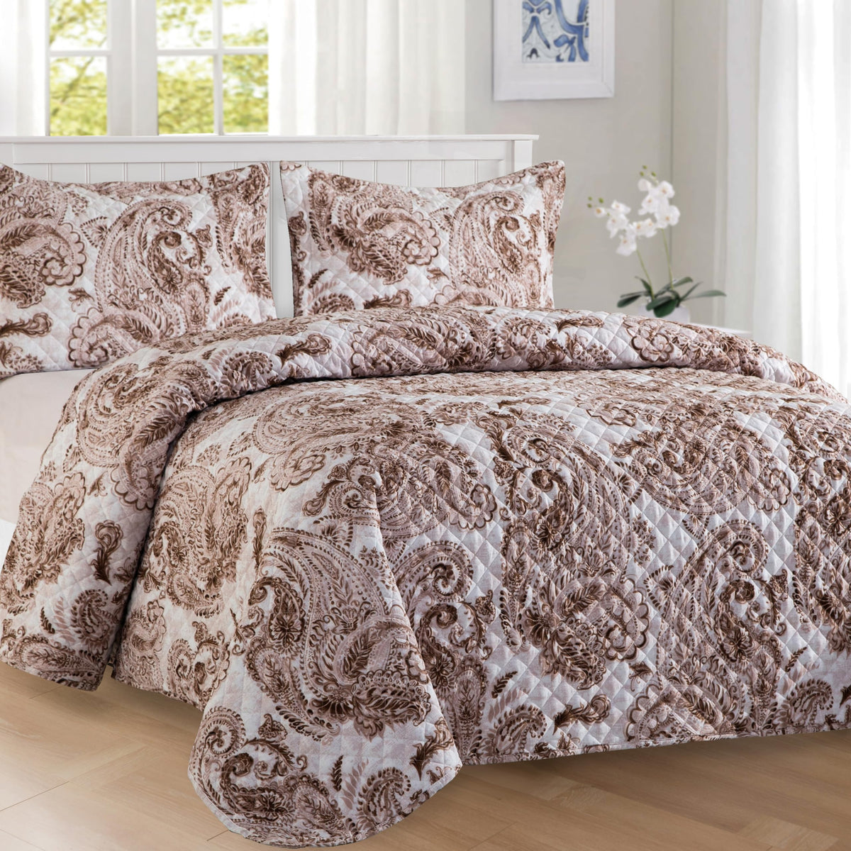 3-Piece Boho Paisley Floral Patchwork Reversible Quilt - Soft Premium Bedspread with Matching Pillow Shams, Premium
