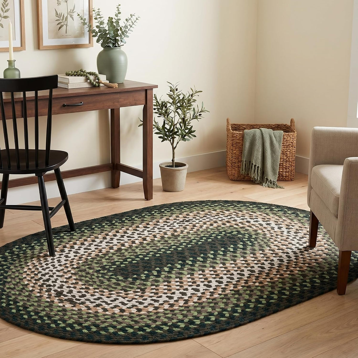 Oval Green - Ivory Oval Braided Rug for Farmhouse Style Bedrooms and Living Rooms