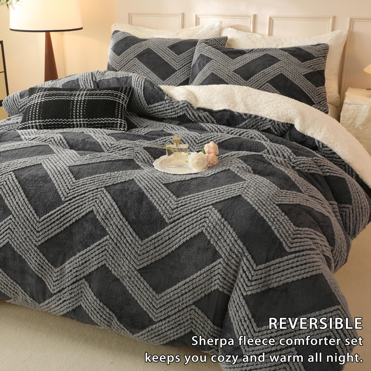 Tufted Boho Comforter Set King - Grey Fluffy Sherpa Bedding Set, Soft Fuzzy Jacquard Quilt Set, 3 Pieces Cozy Bed Set