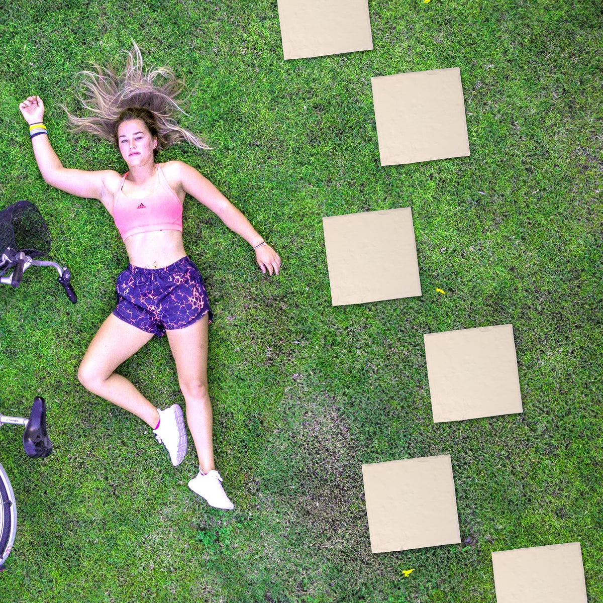 4Pcs Large Stepping Stones Outdoor Garden Walkway, Durable Plastic Pavers , Pathway, and Landscaping, Weatherproof