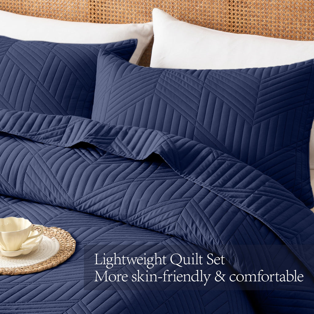 Quilt Bedding Set, Navy Blue Ultrasonic Quilt Set Reversible Microfiber Bedspread, Lightweight Soft