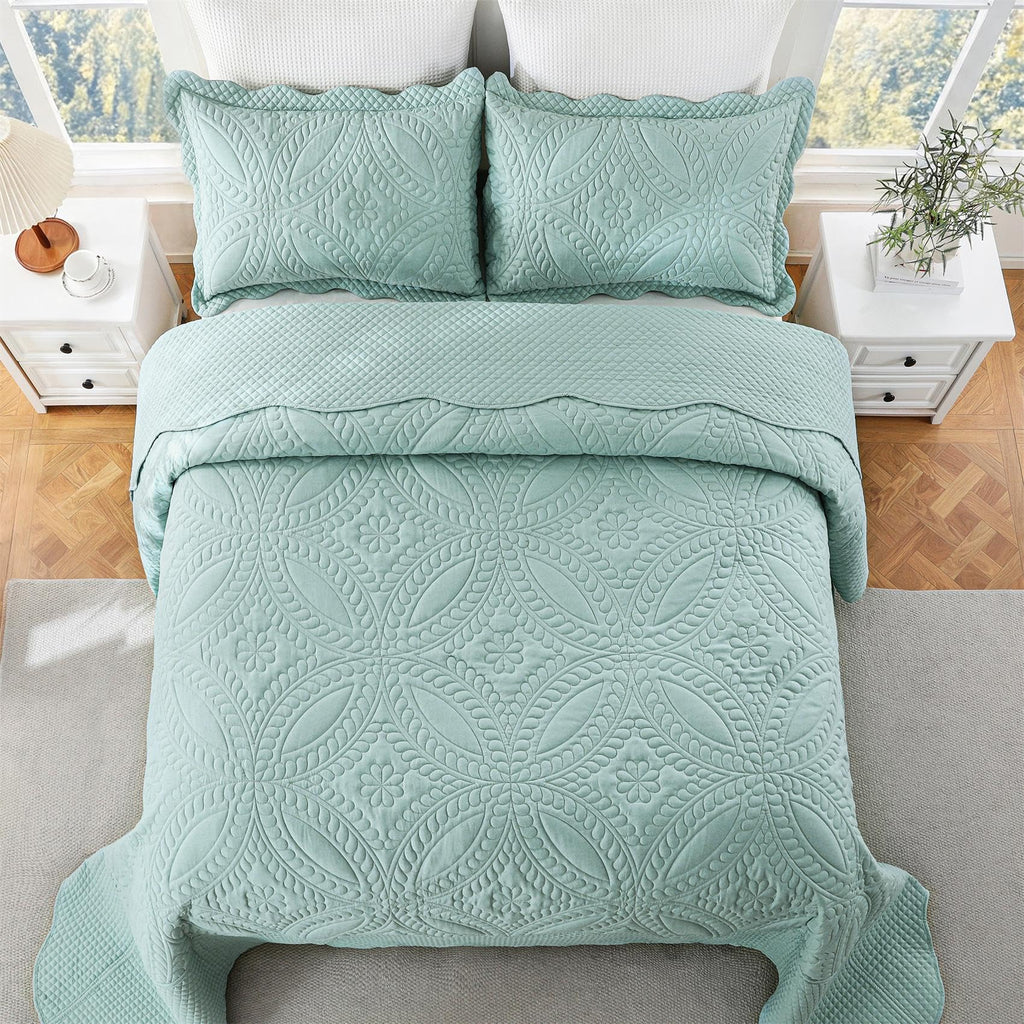 Oversize Bedspread 128"x120", 3 Piece Quilt