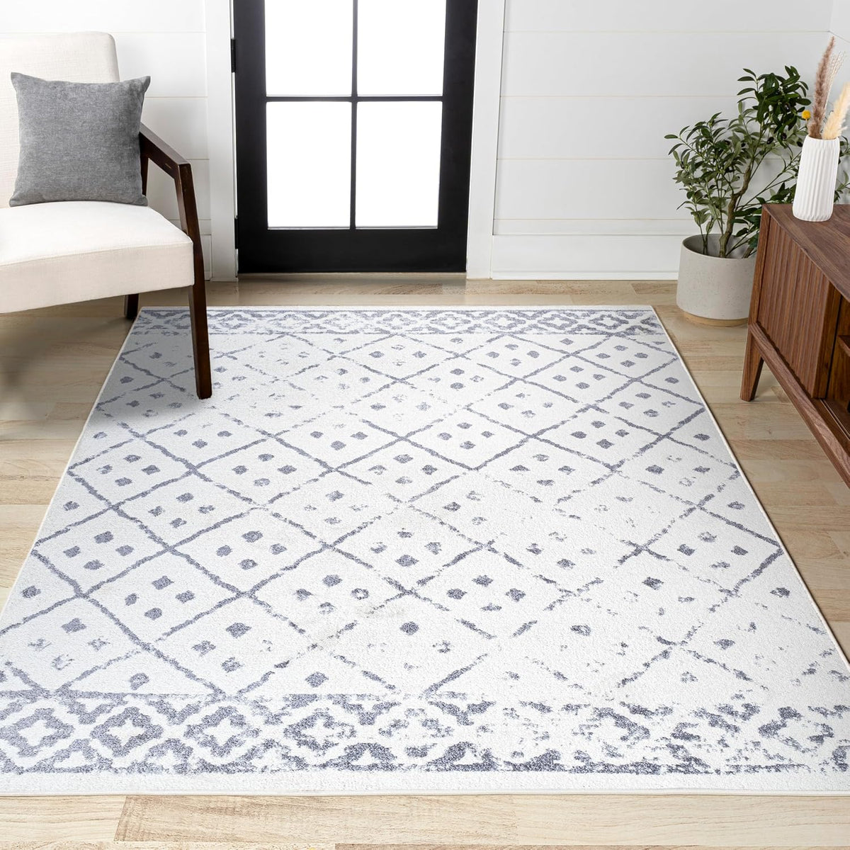 Juba Geometric Diamond Ivory/Gray Indoor Area Rug, Moroccan, Bohemian, Vintage, Easy-Cleaning, Pet Friendly