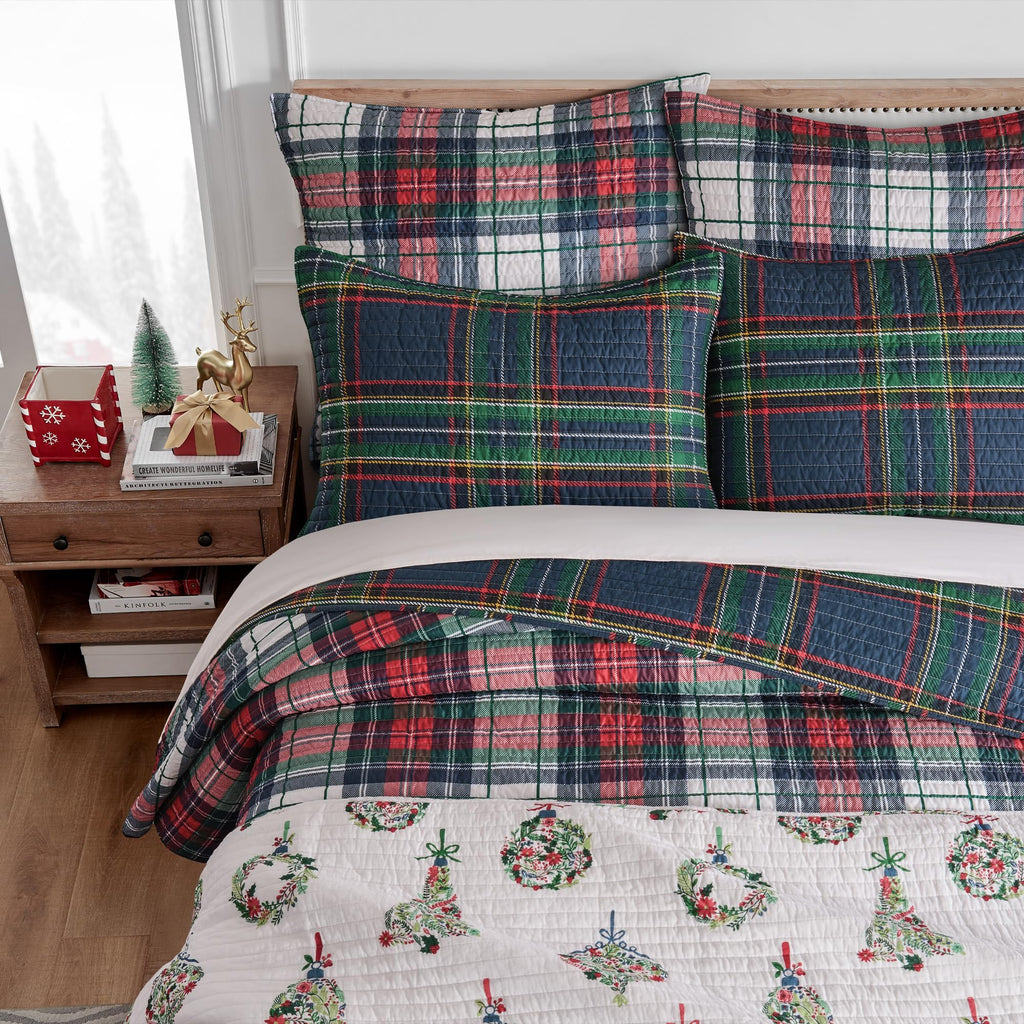 Spencer Plaid Navy - Quilt (68x86in.) - Plaid - Red Green White - Reversible - Cotton