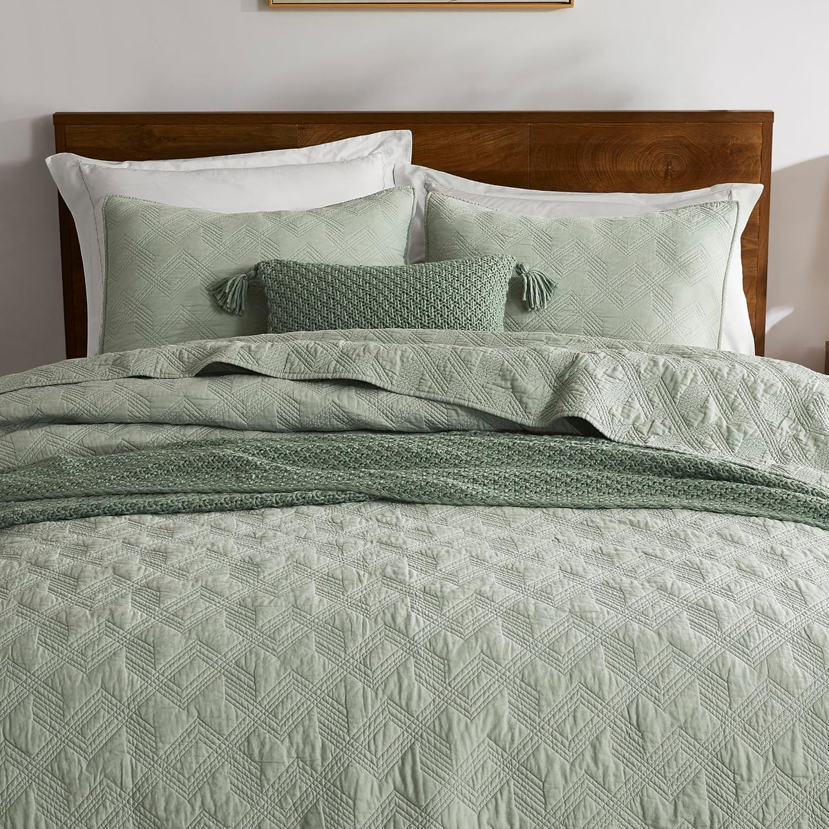 100% Cotton Quilt Set - Sage Green Pre-Washed Soft Lightweight Modern Bedspread, Farmhouse Country Rustic