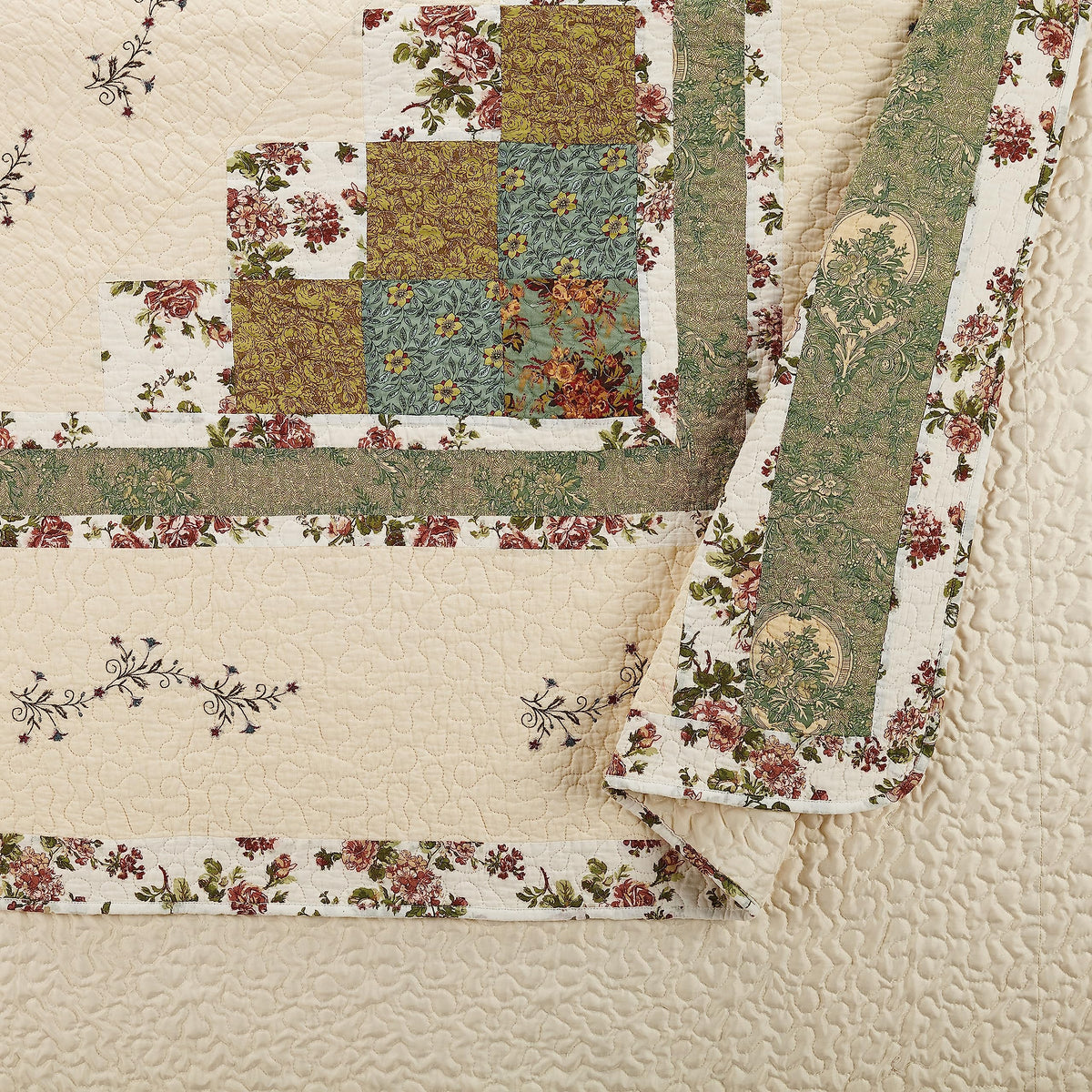 Olivia Embroidered 3-Piece Quilt Set - Lightweight Breathable All Seasons Bedding