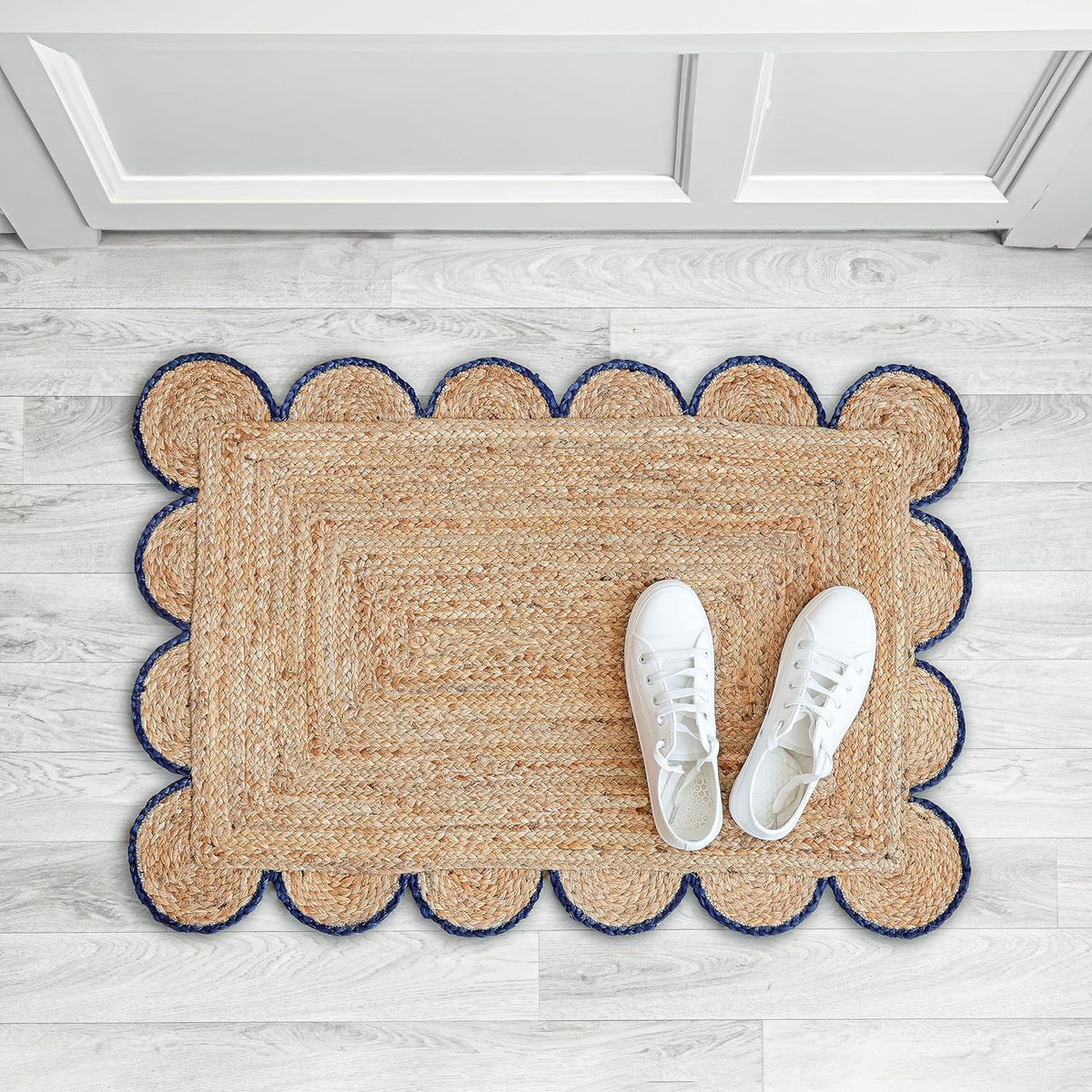 Scalloped Natural Jute Area Rug, Navy Trim