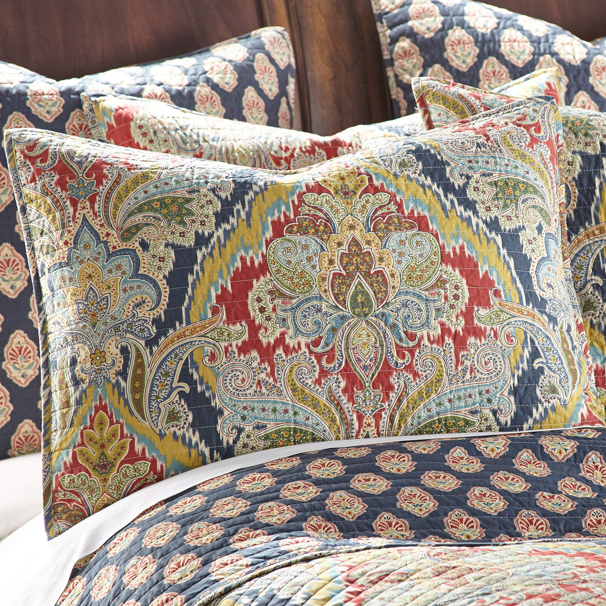 Moreno Quilt Set - Quilt + Two Standard Pillow Shams - Traditional Damask - Red, Blue, Grey, Gold, Teal