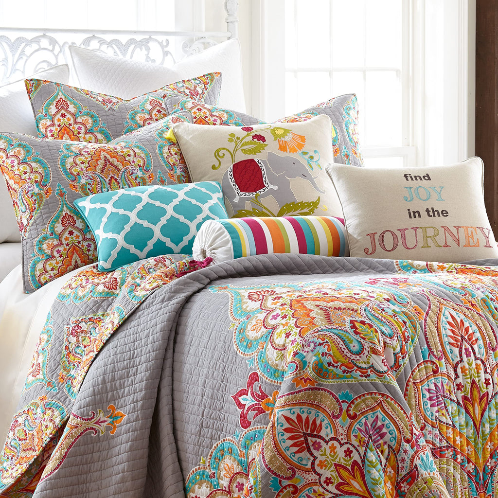 Marielle Grey Twin Cotton Quilt Set, Grey, Damask