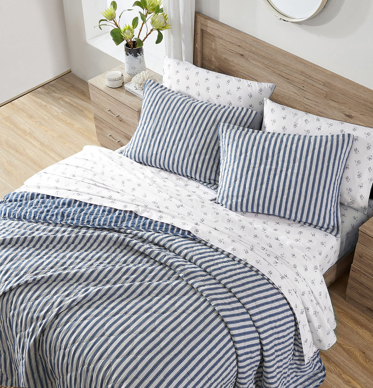 Quilt Set with Shams, Cotton, Reversible