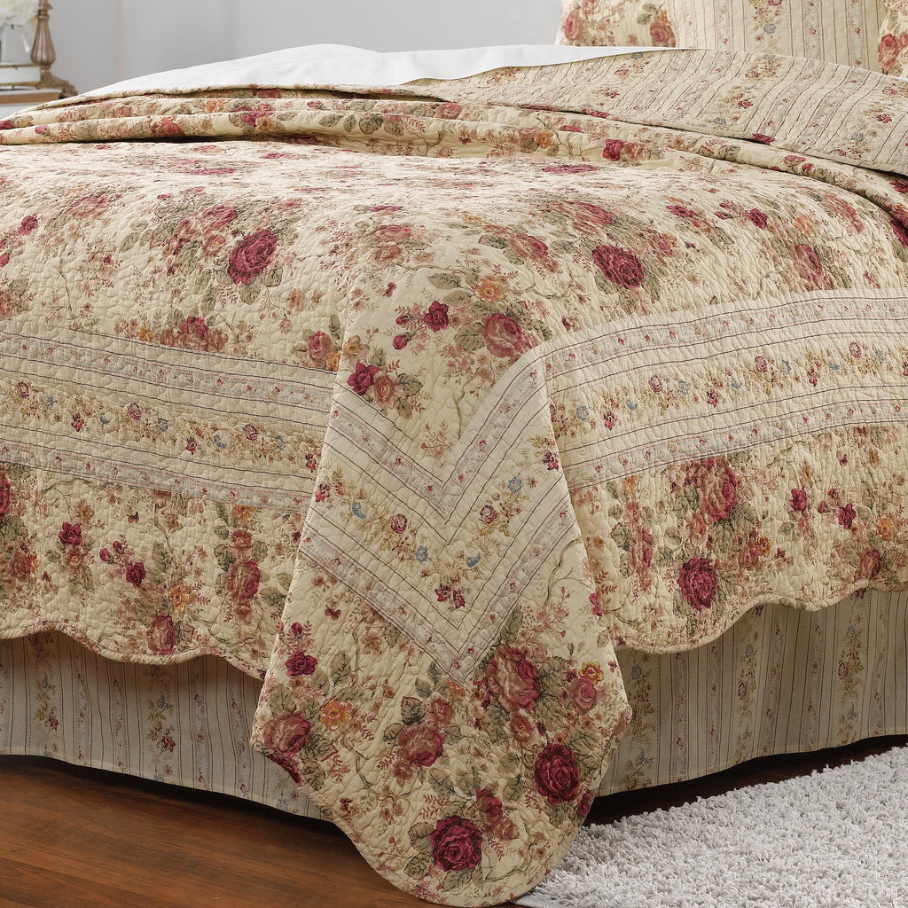 Antique Rose 100% Cotton Heirloom-Quality Quilt Set, 5-Piece King/Cal King, Ecru
