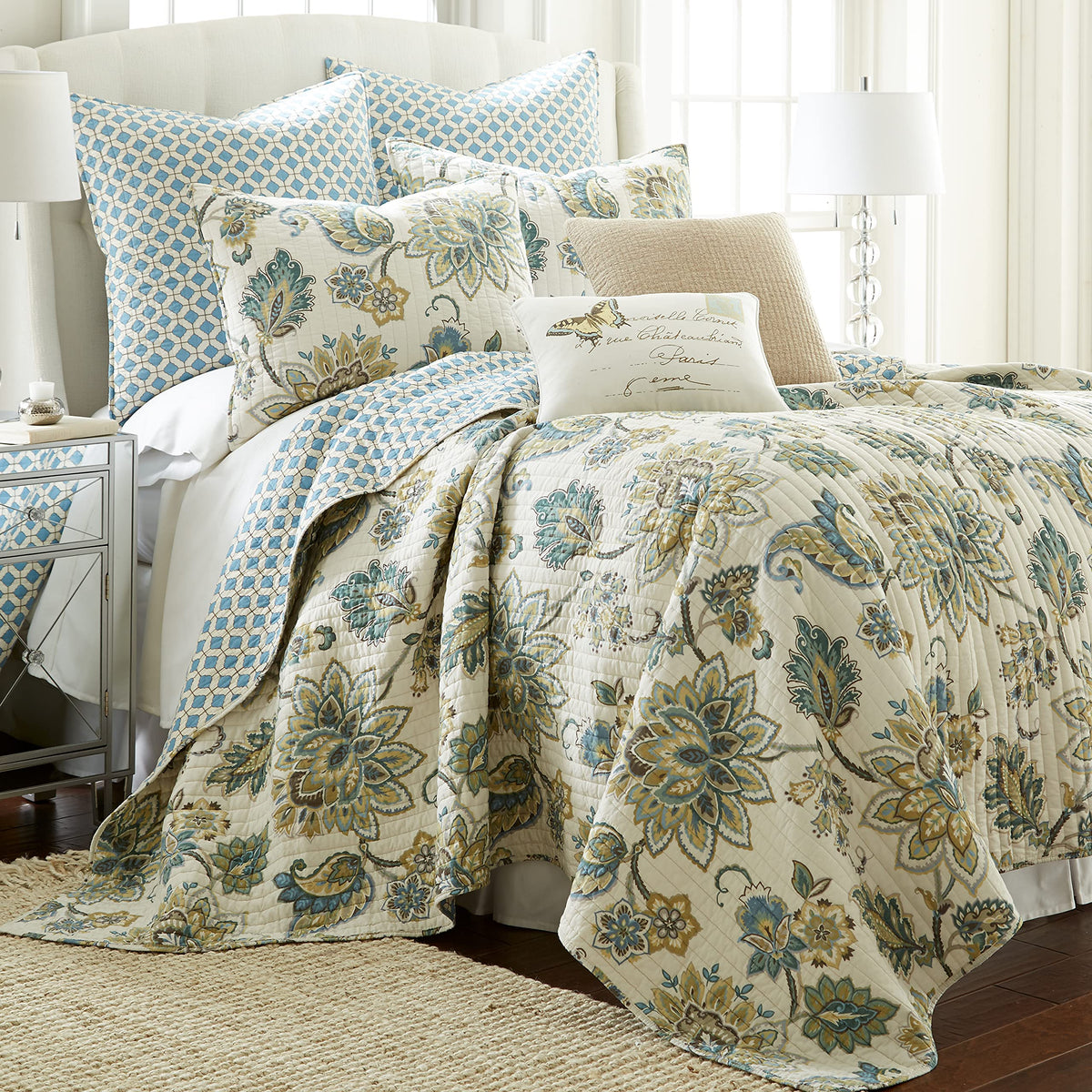 Grey Palladium Quilt Set - Quilt 106x92in. + Two Pillow Shams 36x20in. - Paisley - Green, Yellow